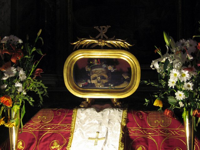 Bocca della Verita (Mouth of Truth) - San Maria in Cosmedin-08.JPG